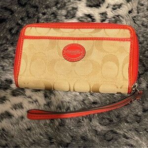 Coach Signature Zip Around Wristlet Wallet